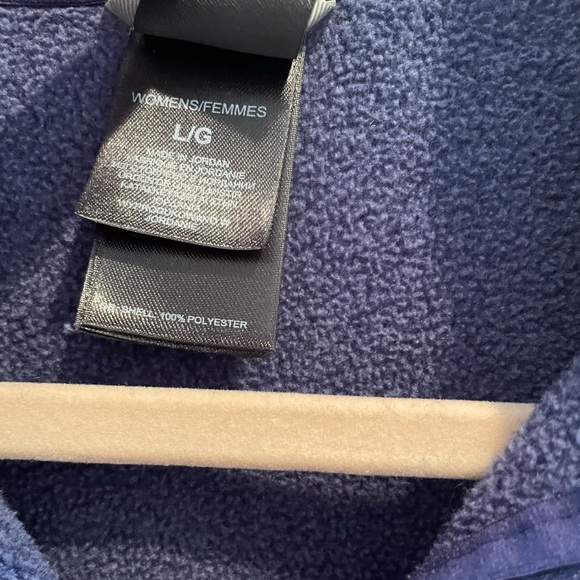 NORTH FACE Women’s Lightweight Fleece 1/4 Zip Pull Over - Picture 4 of 4